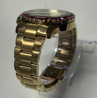 Out30 Carrie Taylor Astoria 42mm Golden Chronograph CTW1401 Outlet (Returned/Pre-owned)