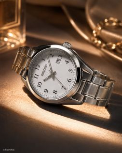 SUR465P1 Seiko Womens Classic White Sapphire Petite 30mm