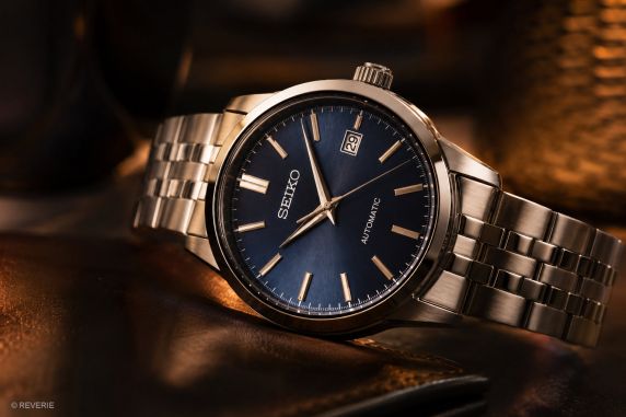 Seiko Mens Classic Automatic Blue Steel 41mm